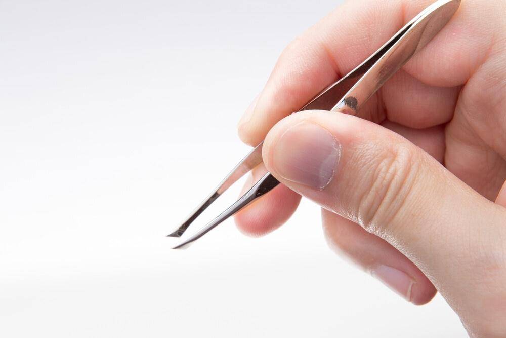 tweezers