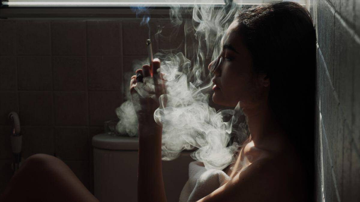 How to hotbox bathroom